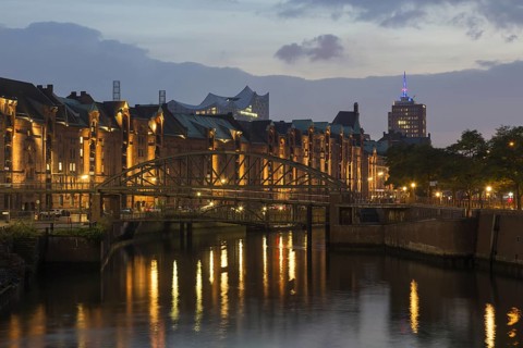 Zollkanal and Speicherstadt