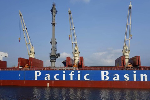 Pacific Basin bulk carrier docked at SEA-invest