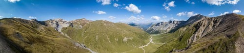 View from the Chaschauna Pass into the Val Chaschauna towards the Upper Engadine