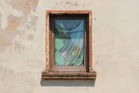 Ailing window