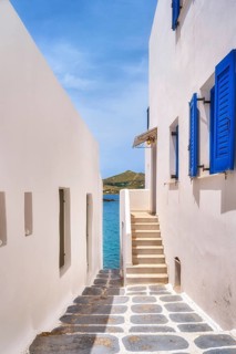 Narrow alleyway in traditional Greek town