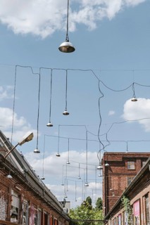 Chaotic power wiring