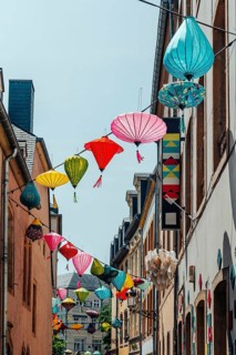 Chinese lanterns in Rue du St. Esprit