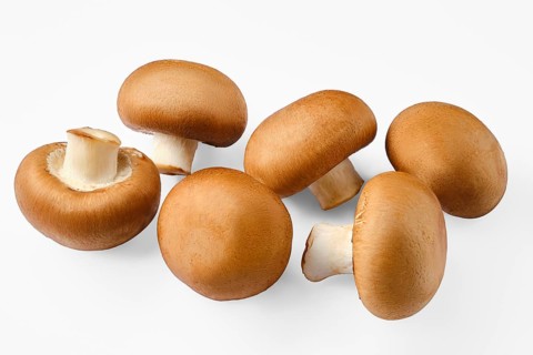 Brown cap whole champignons
