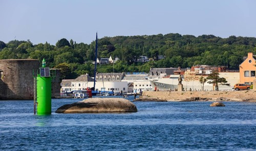 Entry into the port of Concarneau