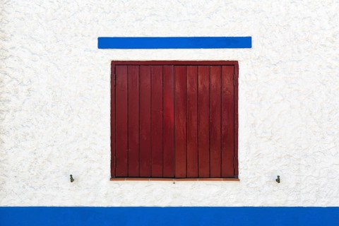 Closed shutter