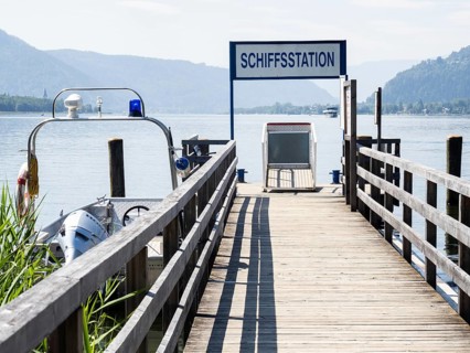 Boat landing stage
