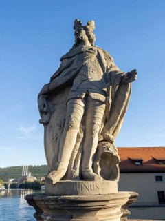 Sculpture Pippin the Younger