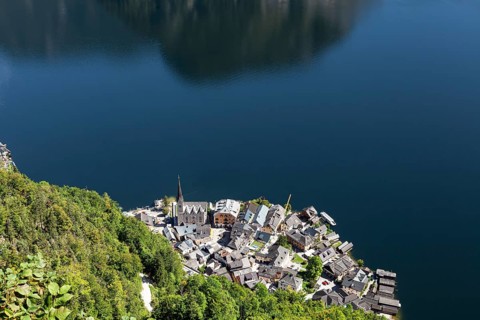 View over the Hallstatt lake