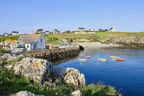 Boats in bay at Lampaul