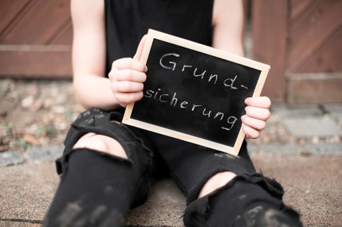 Symbolic image Child basic security