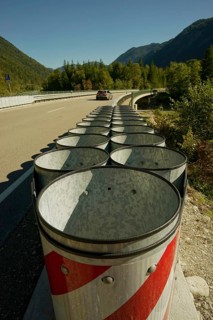 Boundary post on a motorway bridge near the Sylvenstein reservoir