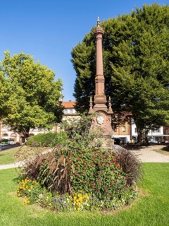 Koenigsplatz with obelisk in honour of Ludwig the Second