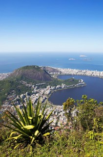 View from Corcovado to the lagoon Lagoa Rodrigo de Freitas and Ipanema