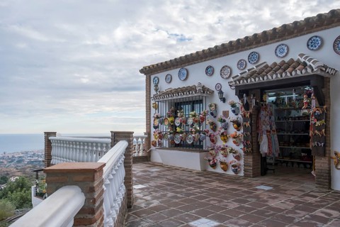 Souvenir shop