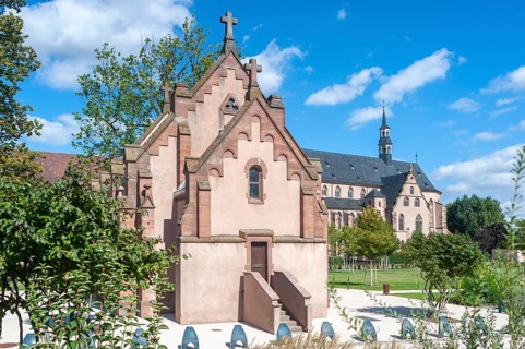 South facade of the Lady Child Chapel. In the background