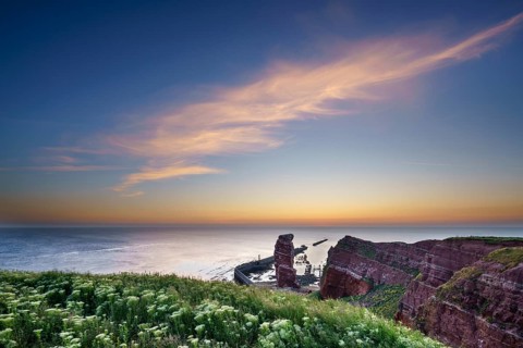 Lange Anna with cliffs on the high seas island of Helgoland