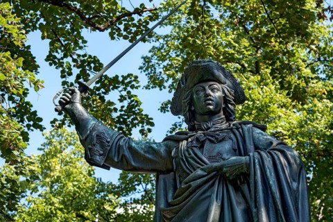 Monument to Elector Maximilian II. Emanuel of Bavaria