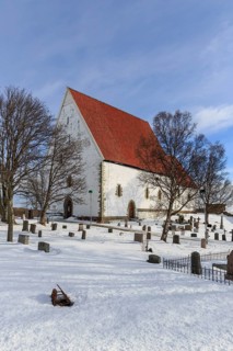 Trondenes Church in winter