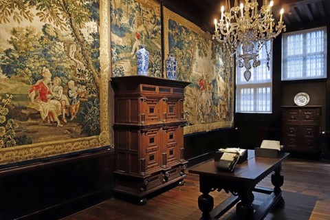 17th century furniture and tapestry in the Plantin-Moretus Museum