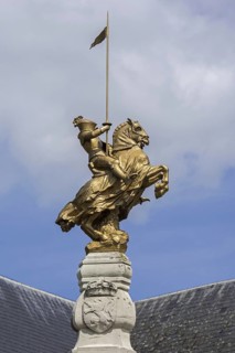 Gilded equestrian statue remembering the Battle of the Silver Helmets