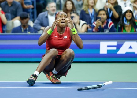 Tennisspielerin Coco Gauff USA feiert ihren Sieg bei den US Open 2023