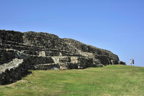 Tourists visiting the Cairn of Barnenez