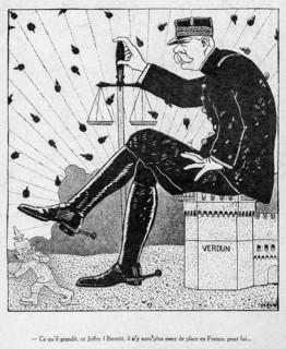 WW1 caricature by Spanish illustrator Feliu Elias i Bracons showing the French Marshal Joseph Joffre holding pair of scales on the Verdun battlefield