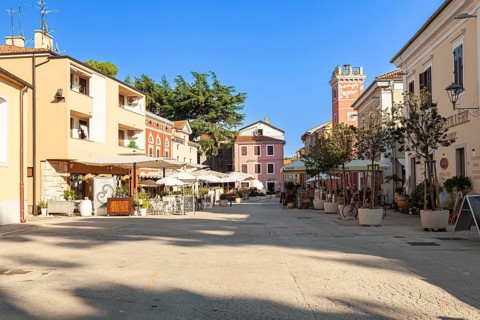Terraces of restaurants in the historic town centre of Novigrad