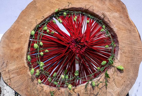 Thematic flower arrangements on various feelings such as worry