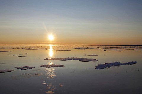 Sunset over the Hinlopenstretet