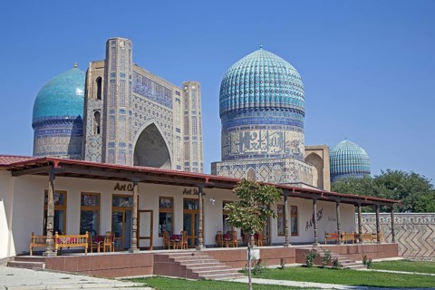 Bibi-Khanym Mosque