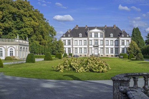18th century Attre Castle
