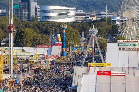 The Stuttgart Folk Festival at the Cannstatter Wasen is one of the most important traditional festivals in Germany. In addition to the large marquees