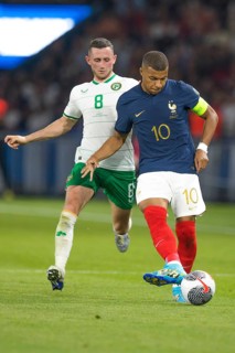 Alan BROWNE Ireland left