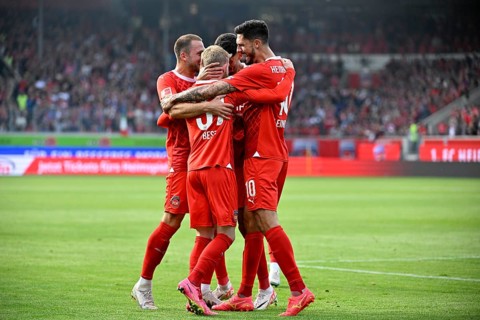 Goal celebration Jan-Niklas Beste 1. FC Heidenheim 1846 FCH
