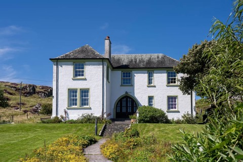 MacLeod Family Home