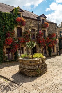 Water well in the square of the medieval village of Rochefort-en-Terre
