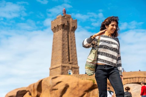 A young woman at the Mean Ruz Lighthouse