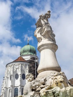 Wittelsbacherbrunnen