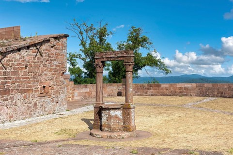 Historic fountain in the courtyard of Lichtenberg Castle