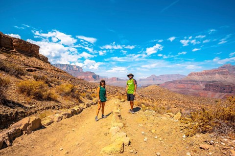 A european couple on the South Kaibab Trailhead trekking. Grand Canyon