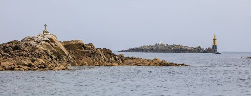 Offshore rocks between the island of Ile de Batz in the English Channel and Roscoff