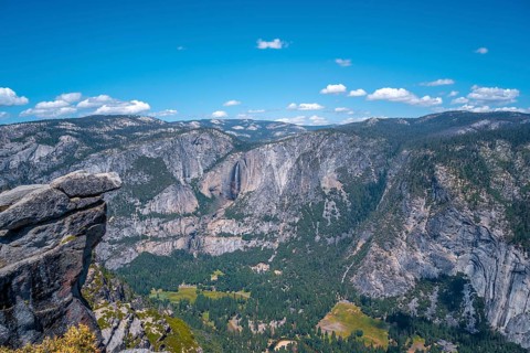 Views from Glacier point of the Upper Yosemite Fall waterfall. Yosemite National Park