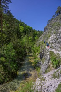 Hiking trail in the Oetschergraben