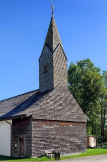 Chapel of St. Nicholas and St. Magdalena with many wooden shingles in Linsen near Niedersonthofen