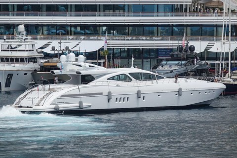 In Port Hercule