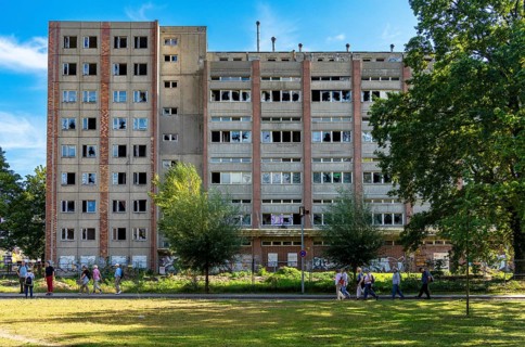 Prefabricated building demolition house