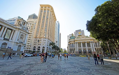 Theatro Municipal or Municipal Theatre at Praca Floriano or Cinelandia
