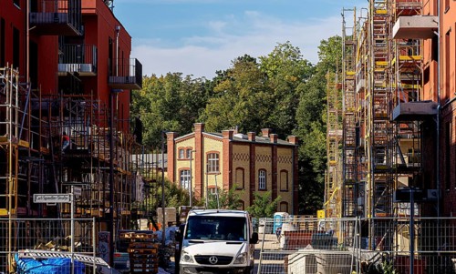 Residential construction in the new water town Spindlersfeld